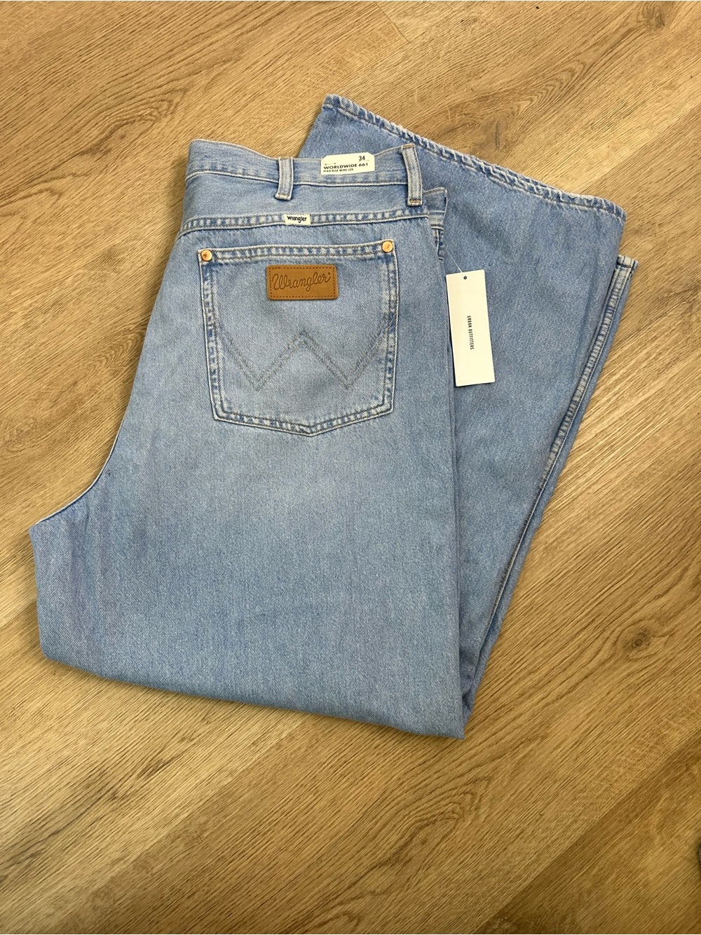 NWT Wrangler 100% Cotton High Rise Wide Leg Worldwide 661 Soft Denim Jean